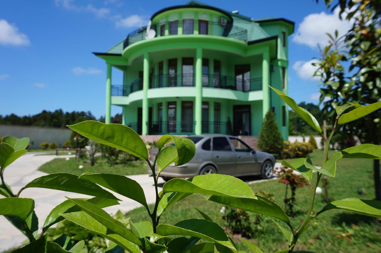 Villa Qero Batumi Exterior foto