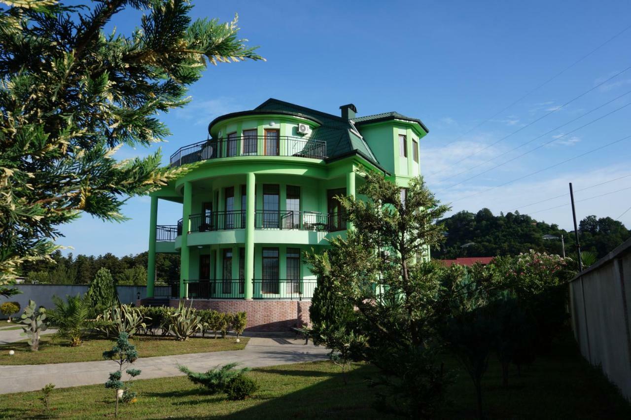 Villa Qero Batumi Exterior foto
